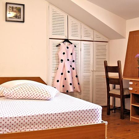 Lover'S Nest Next To The Beach Varna Exterior foto